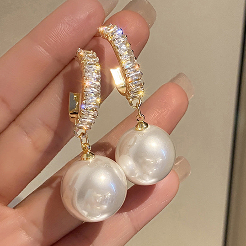 Elegant Pearl Earrings with Sparkling Zirconia - Amara Collection 