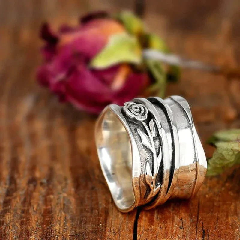 Elegant Handmade Silver Flower Ring - Lavender 