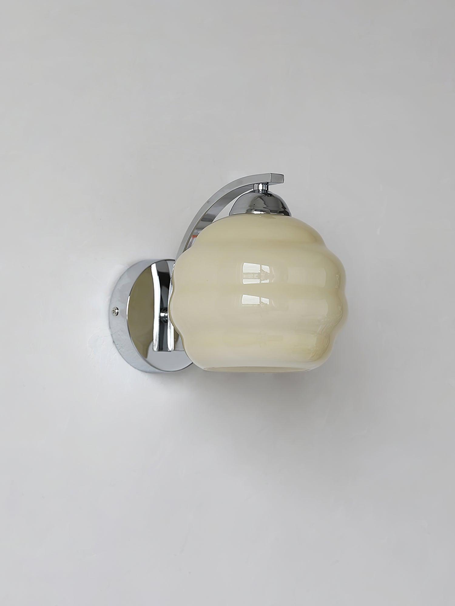 VintageGlam - Art Deco Wall Lamp for Timeless Interiors