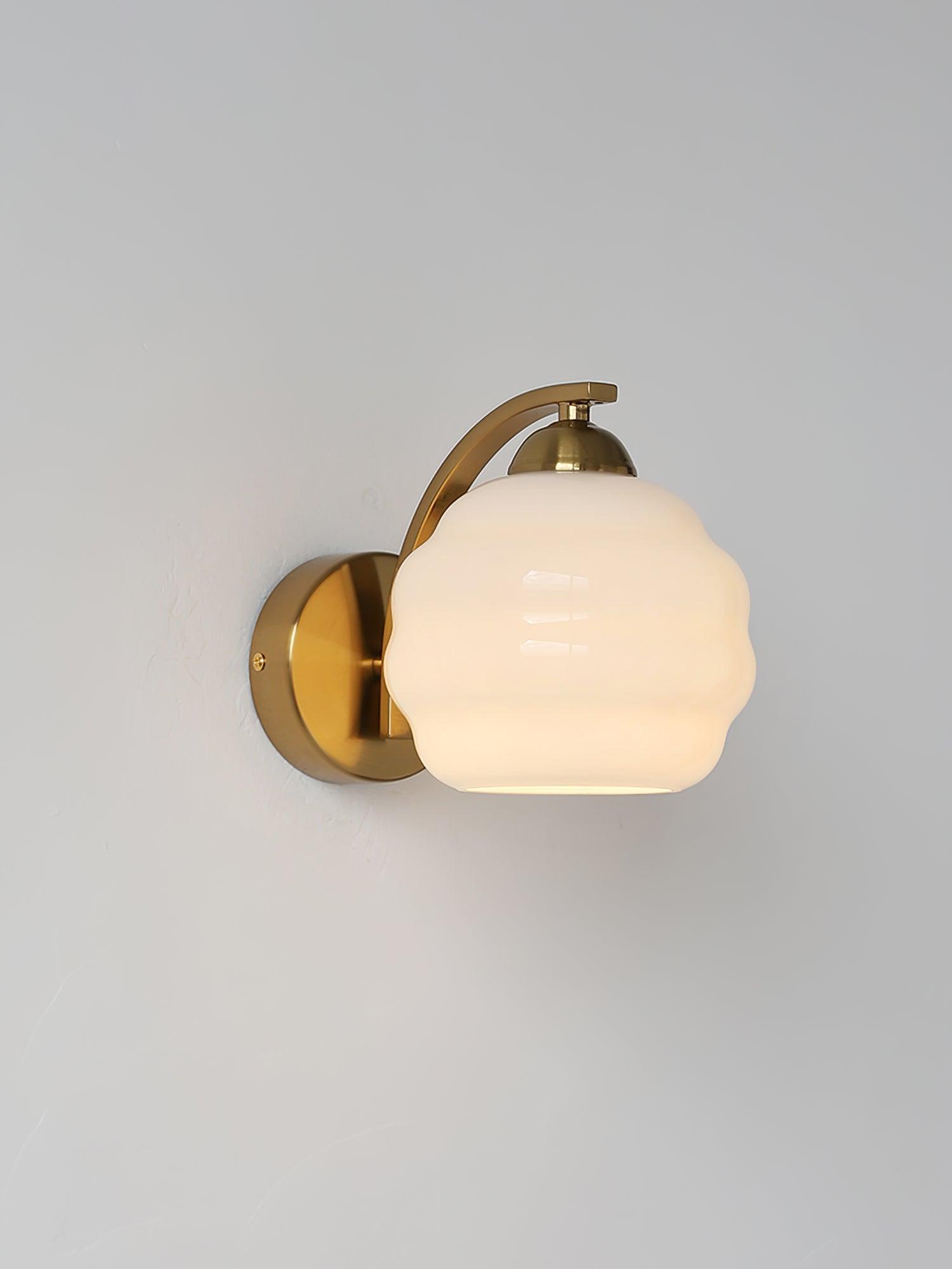 VintageGlam - Art Deco Wall Lamp for Timeless Interiors