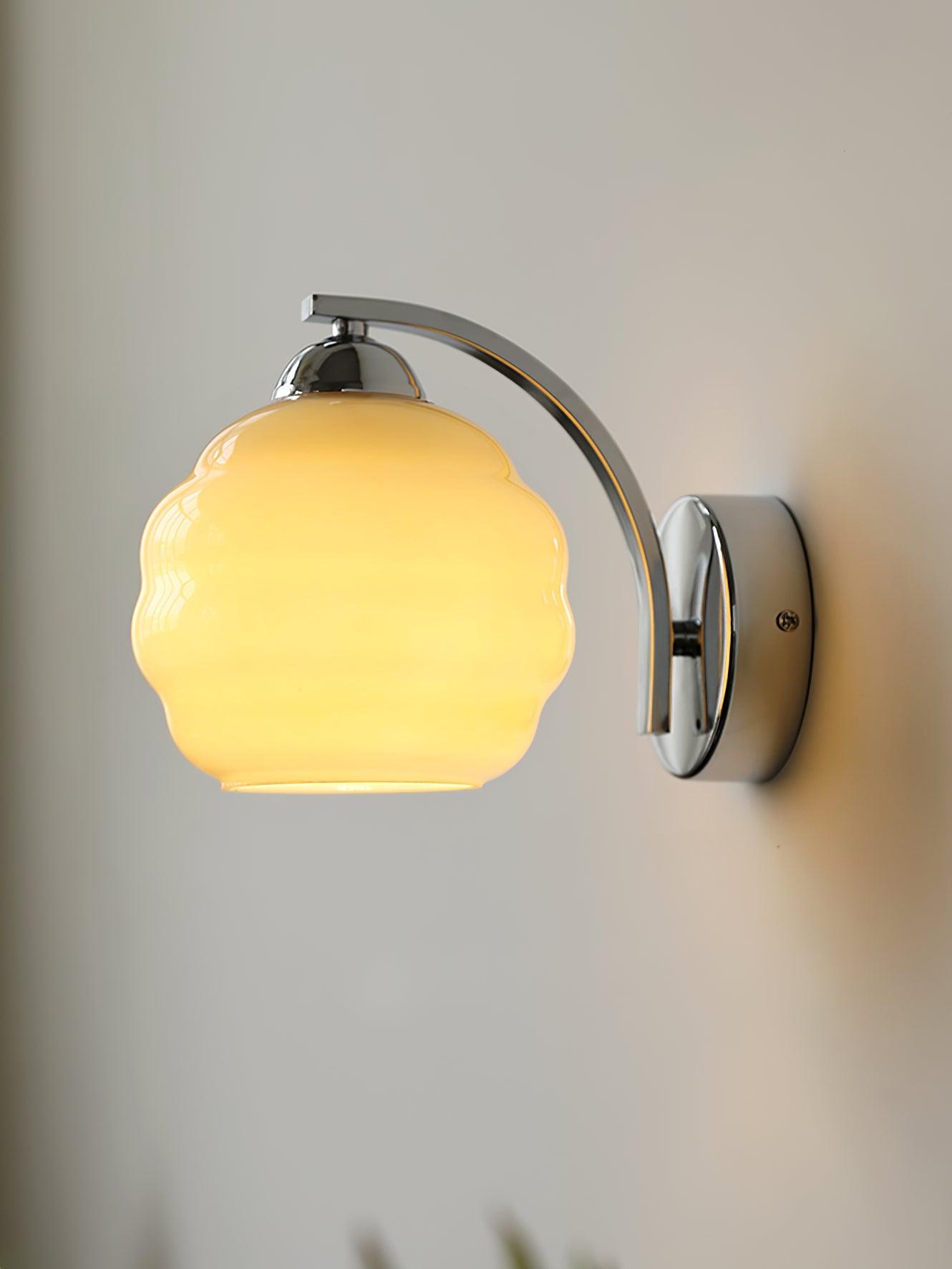 VintageGlam - Art Deco Wall Lamp for Timeless Interiors