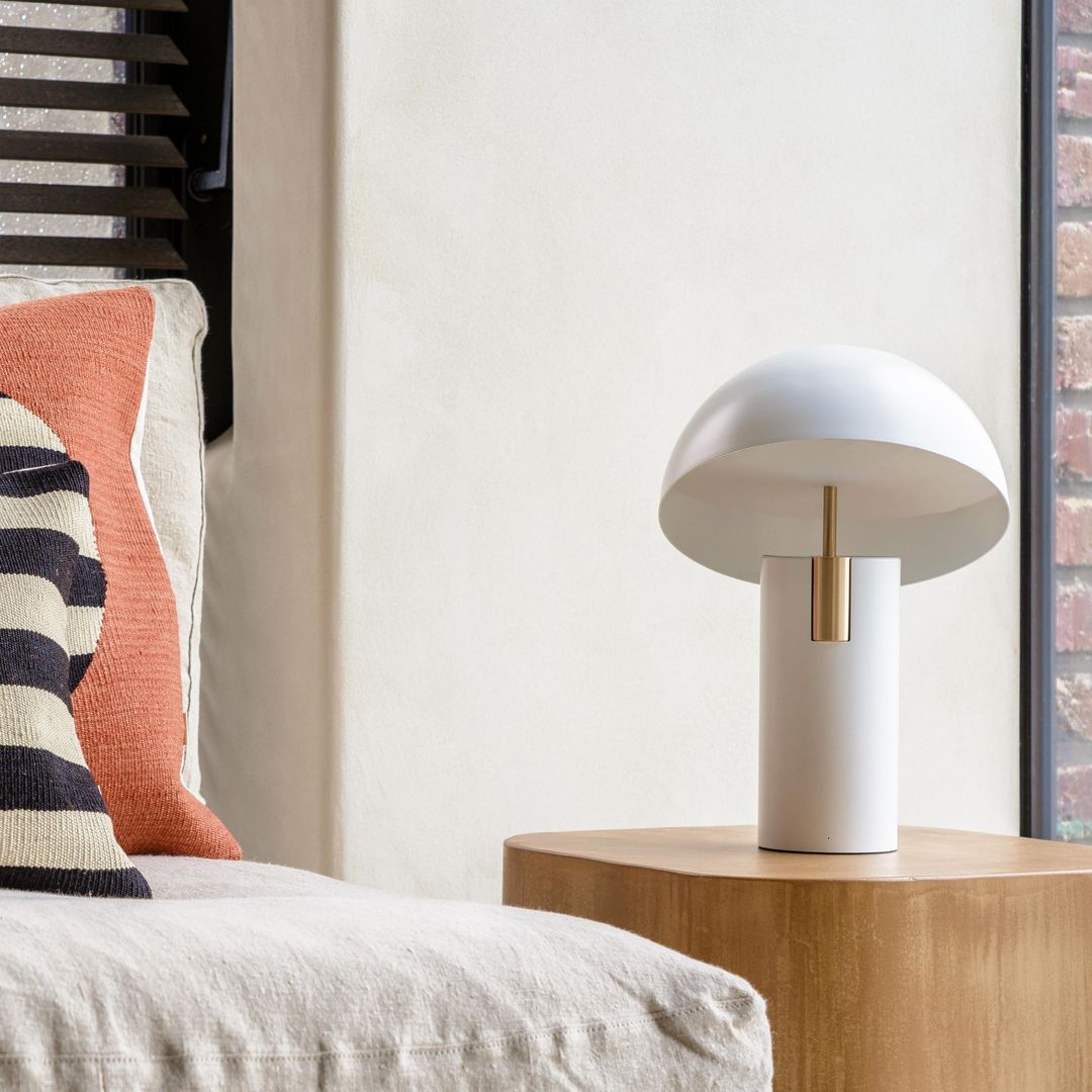 GlowAvora Table - Modern Elegant Table Lamp for Atmospheric Lighting