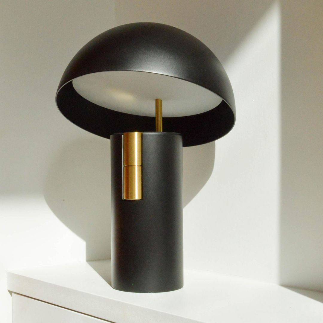 GlowAvora Table - Modern Elegant Table Lamp for Atmospheric Lighting