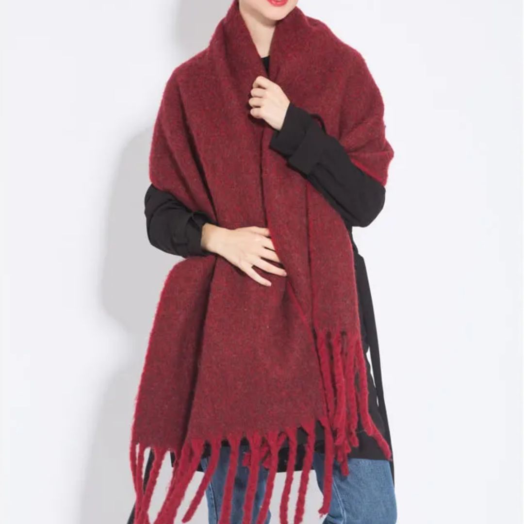CashmereLuxe Scarf – Elegant and Super Soft