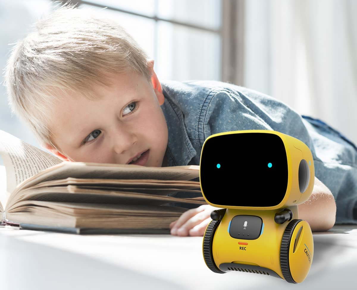 SmartBot – Interactive Dancing Robot Toy