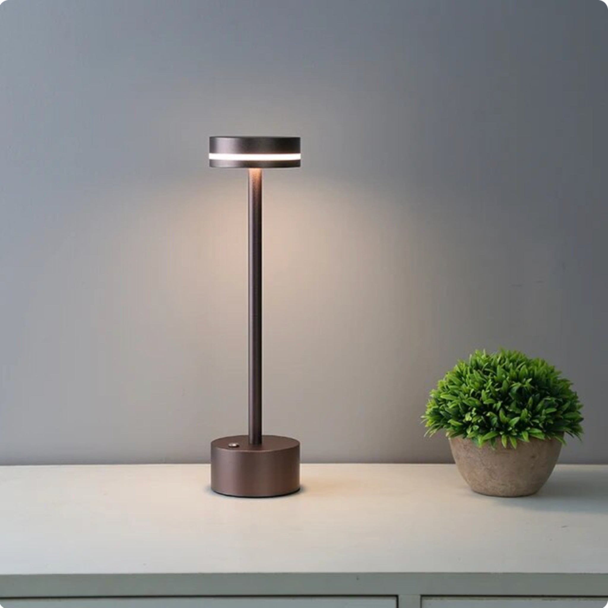 Solara - Rechargeable Wireless Touch Table Lamp