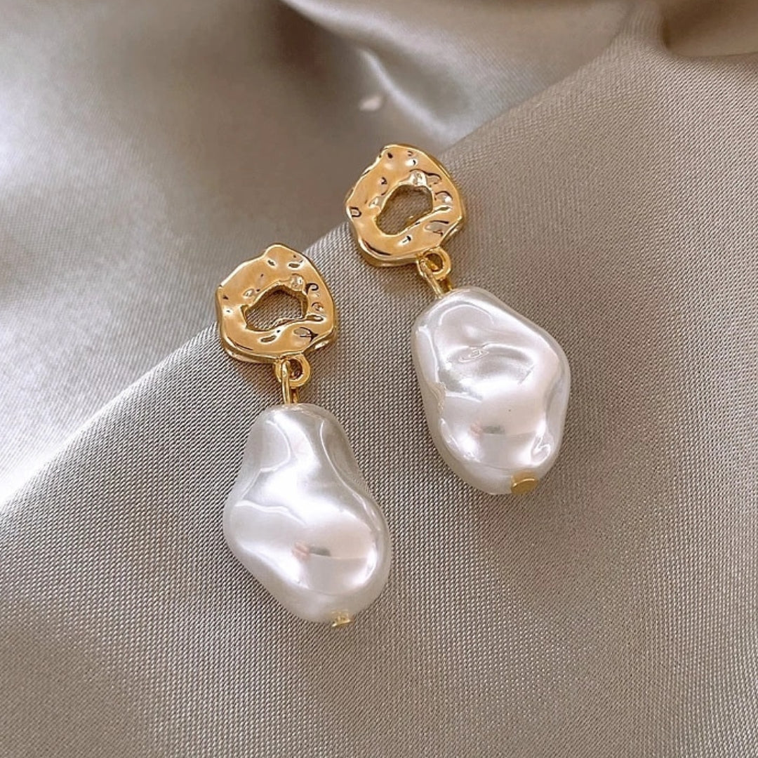 Elegant Gold Boho Pearl Earrings - Mara