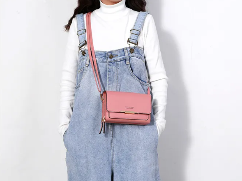 CaraBag - Elegant &amp; Versatile Crossbody Bag