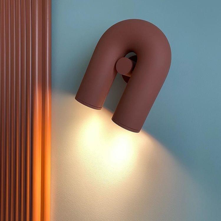 Circus Magic - Playful Lighting with U-Shaped Modules