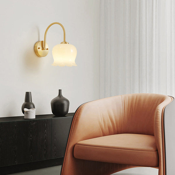 FrenchBloom – Elegant Blom Vägglampa av Glas