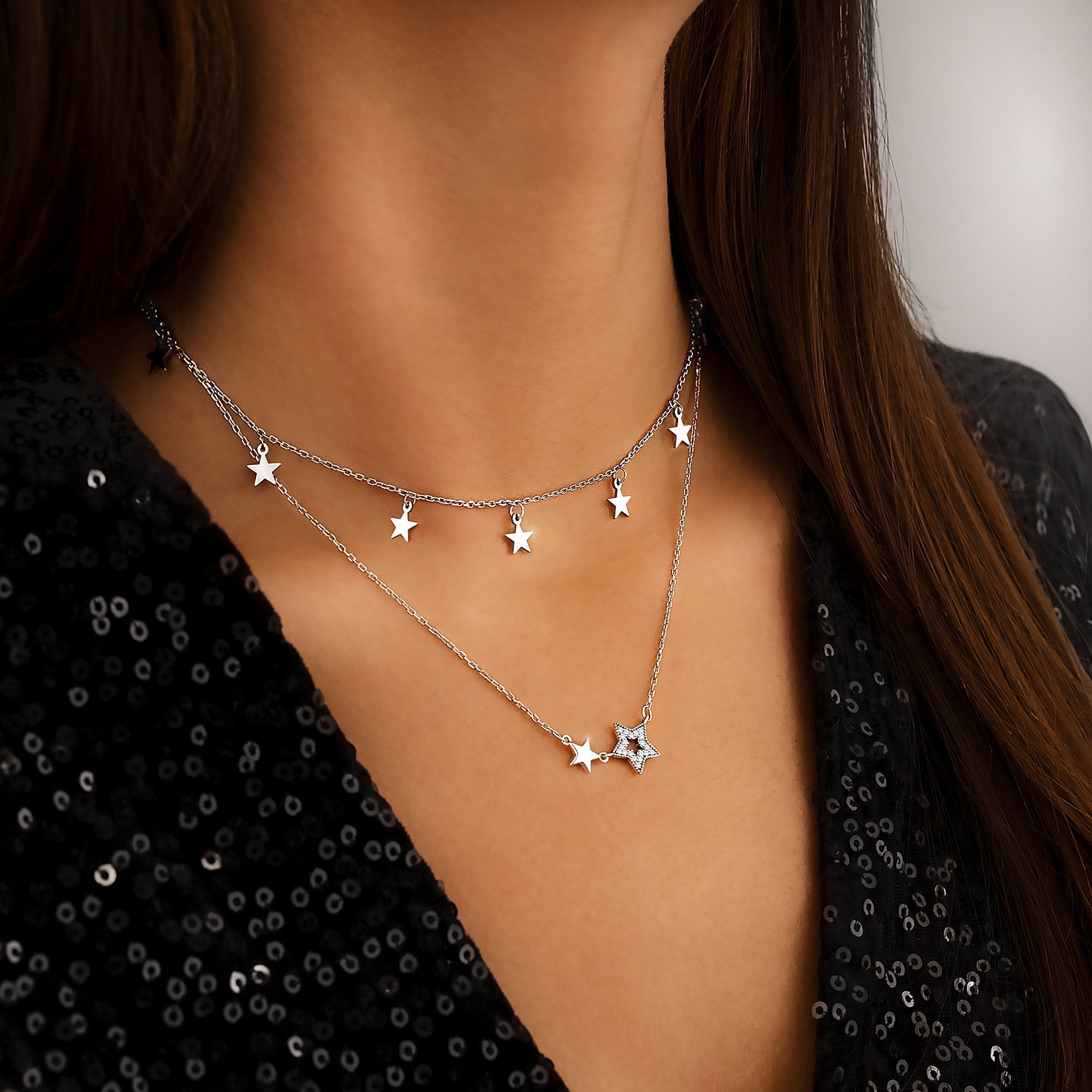 Chic Elara Star Necklace - Radiant Elegance for Every Occasion