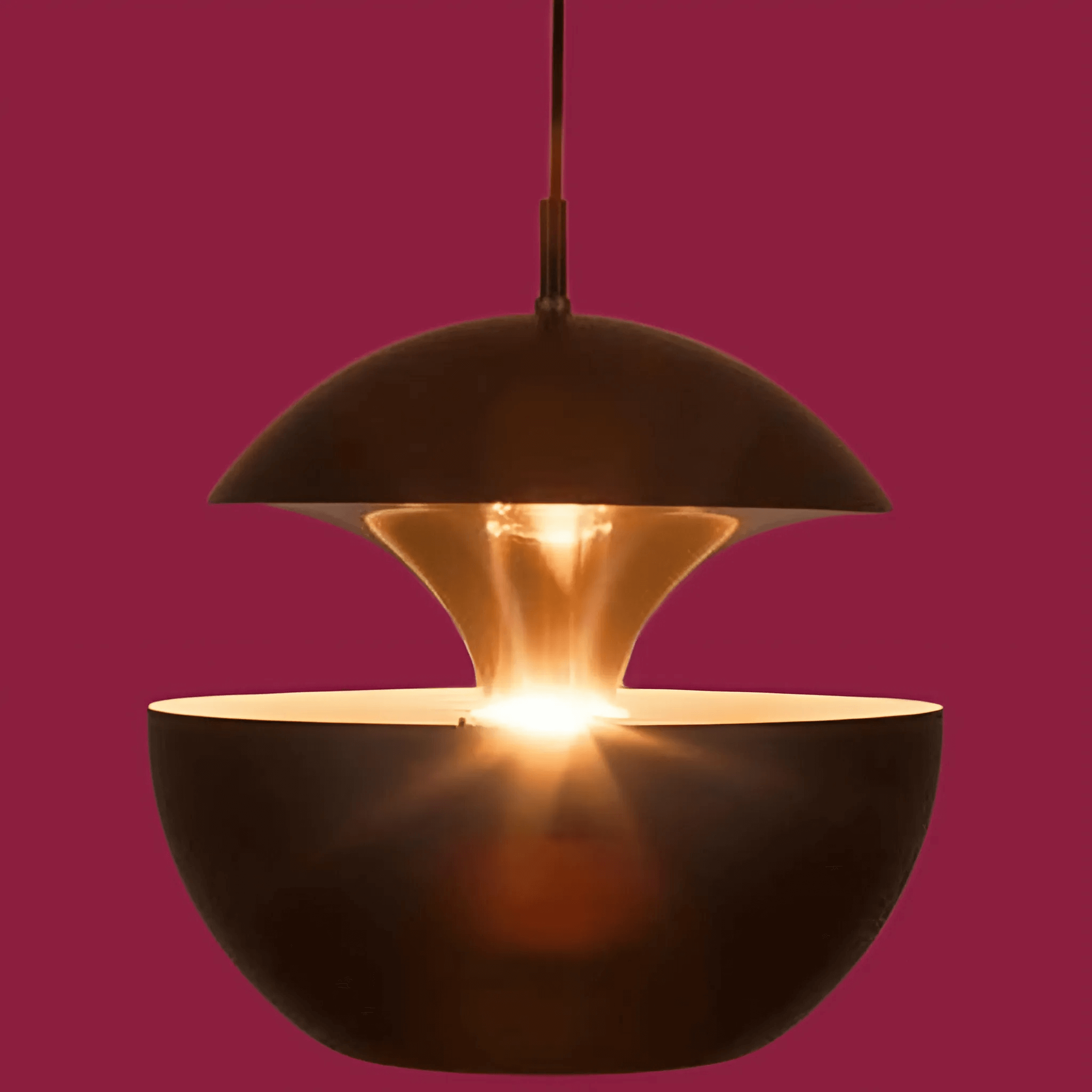 GoldGlow - Luxurious Gold Pendant Lamp for Stylish Dining Areas 