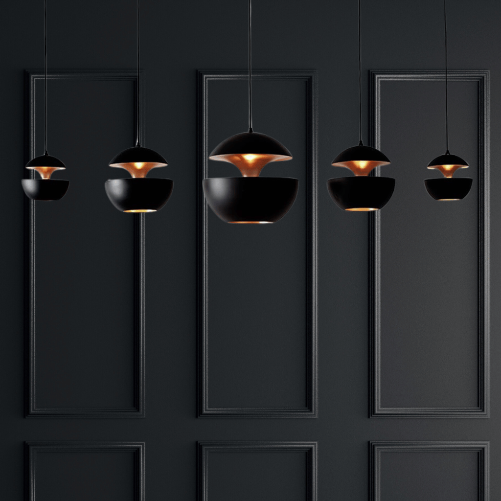 GoldGlow - Luxurious Gold Pendant Lamp for Stylish Dining Areas 