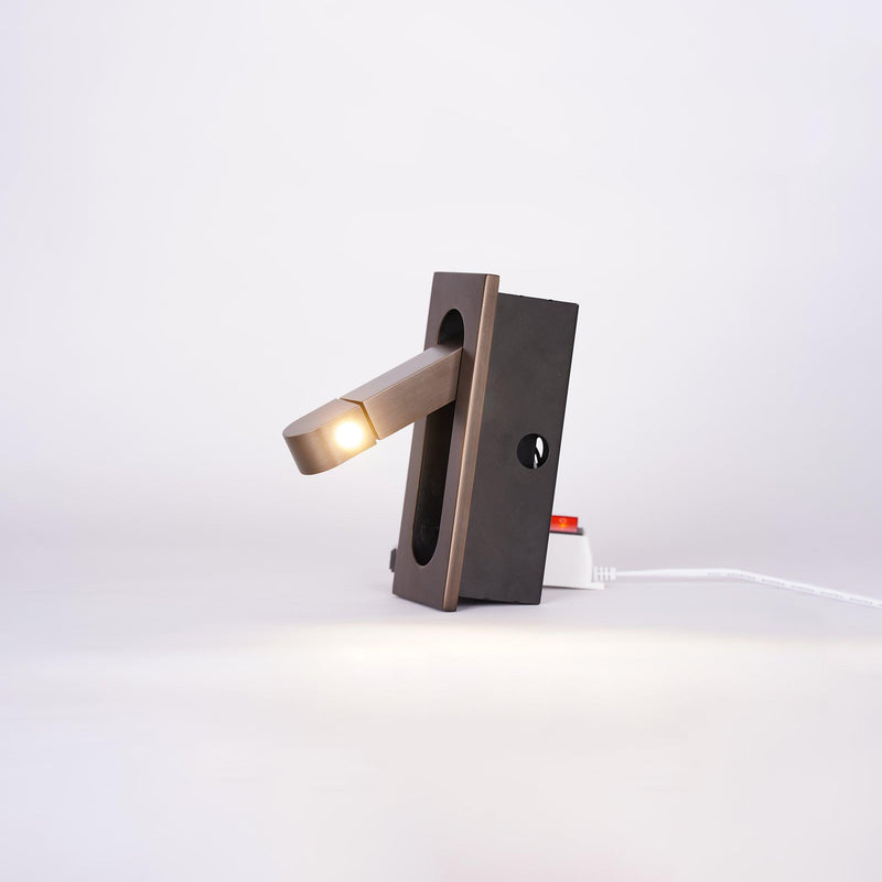 FlexiGlow - Justerbar LED Sänglampa för Ditt Lästillfälle