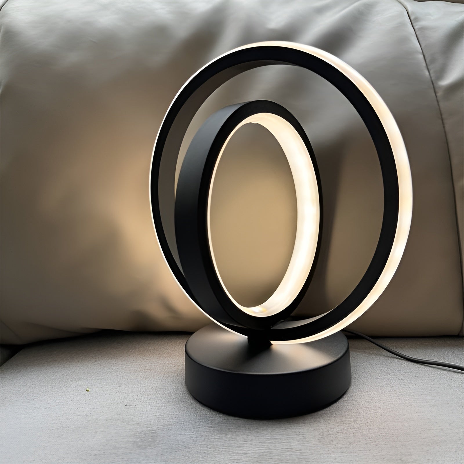 Modern Dimmable Table Lamp - Stylish Metal Design with USB