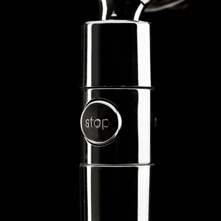 VitalFlow – Refreshing Shower Head with Mineral Filtration