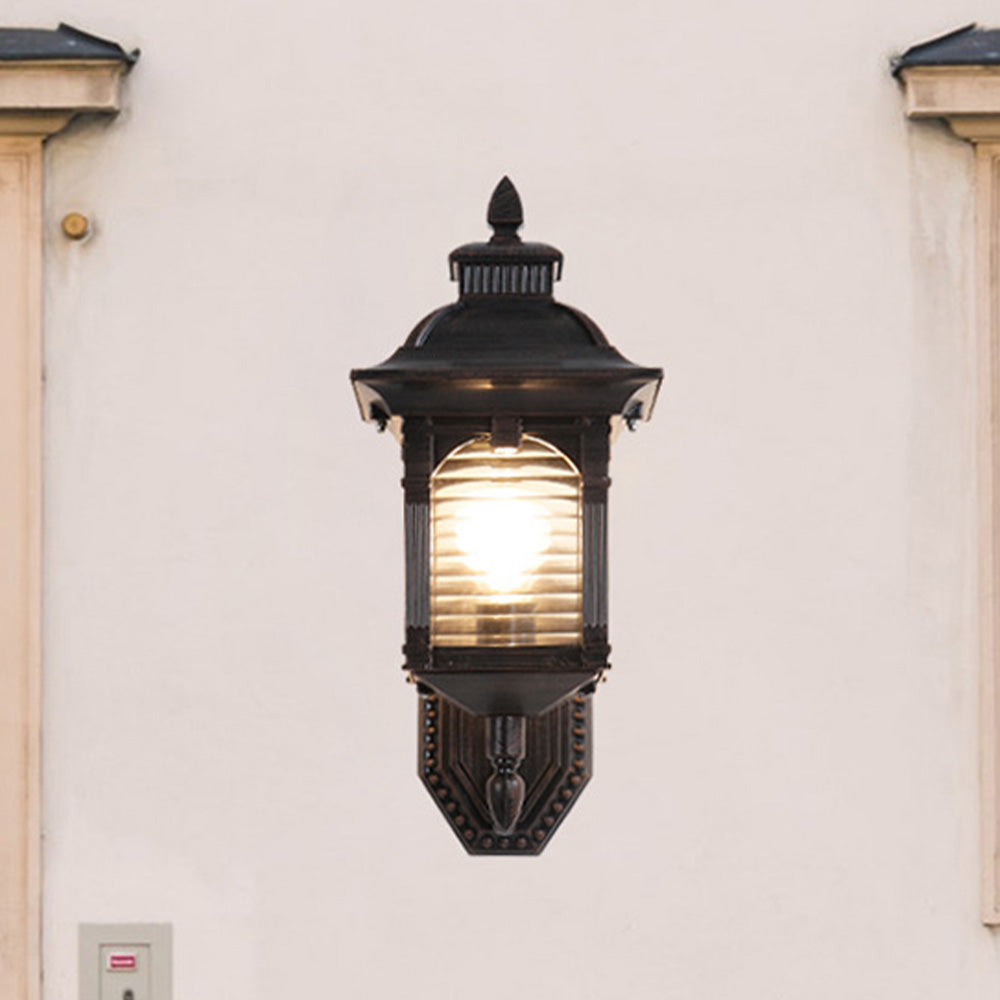ElegantGlow - Lyxig Svart Utomhusvägglampa för Balkong