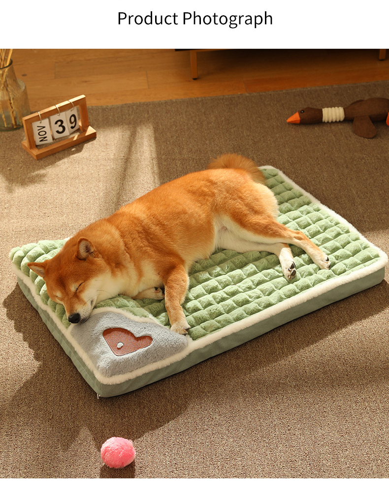LuxePlush - Warming Dog Mat for Small and Medium Dogs