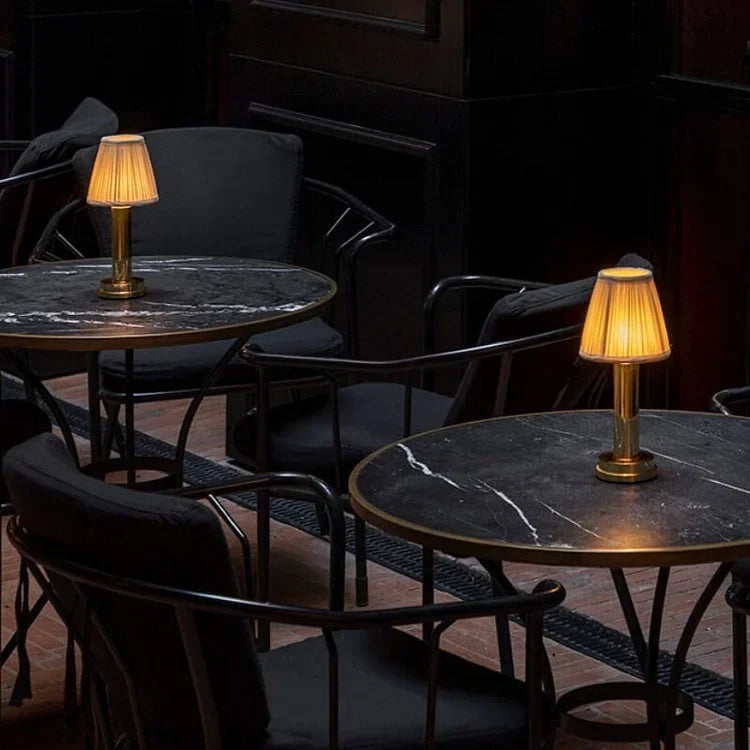 GleamLight Table Lamp - Refined Brass Table Lamp for Modern Lighting and Atmosphere