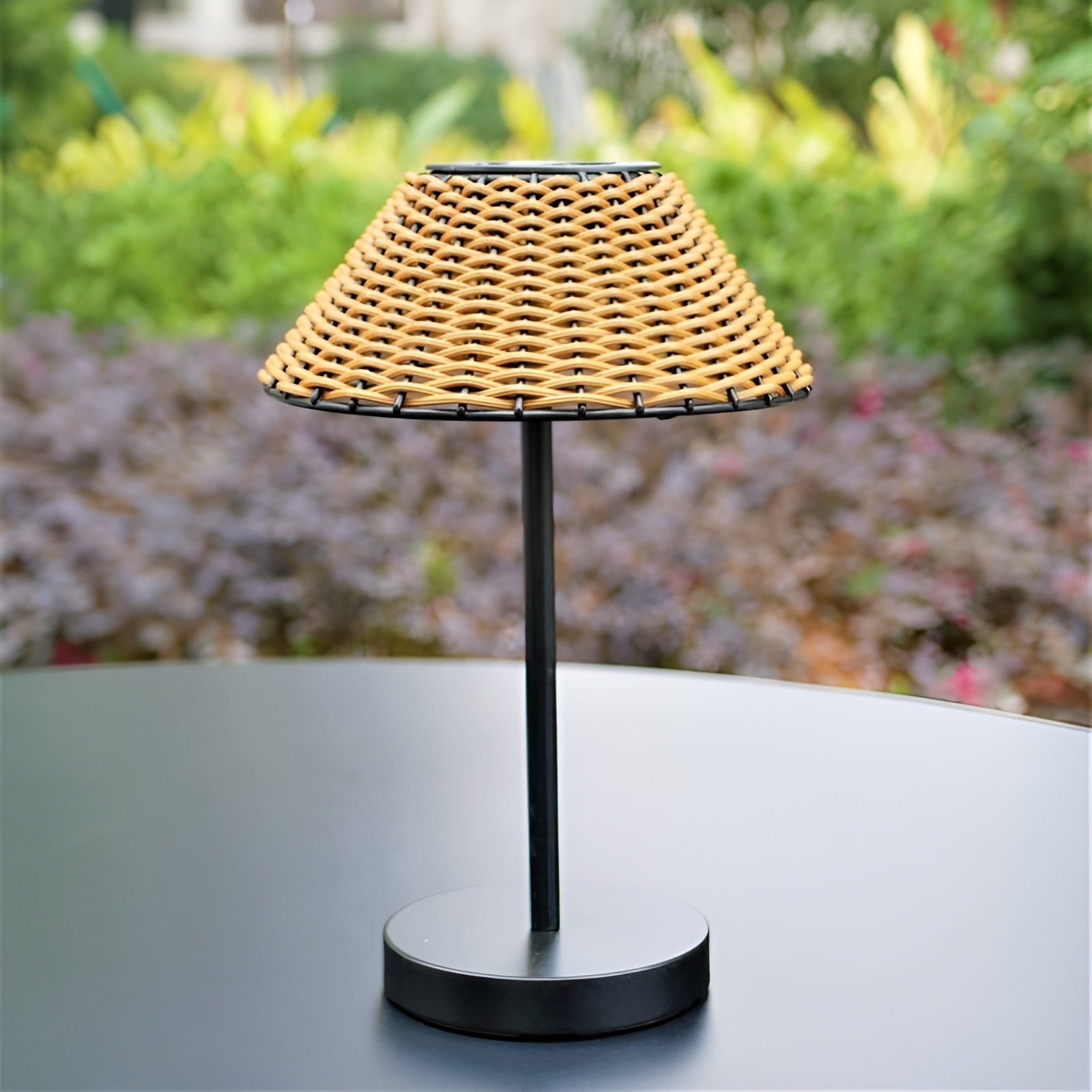 Elegant GardenWoven Solar Lamp - Weatherproof &amp; Energy Saving 
