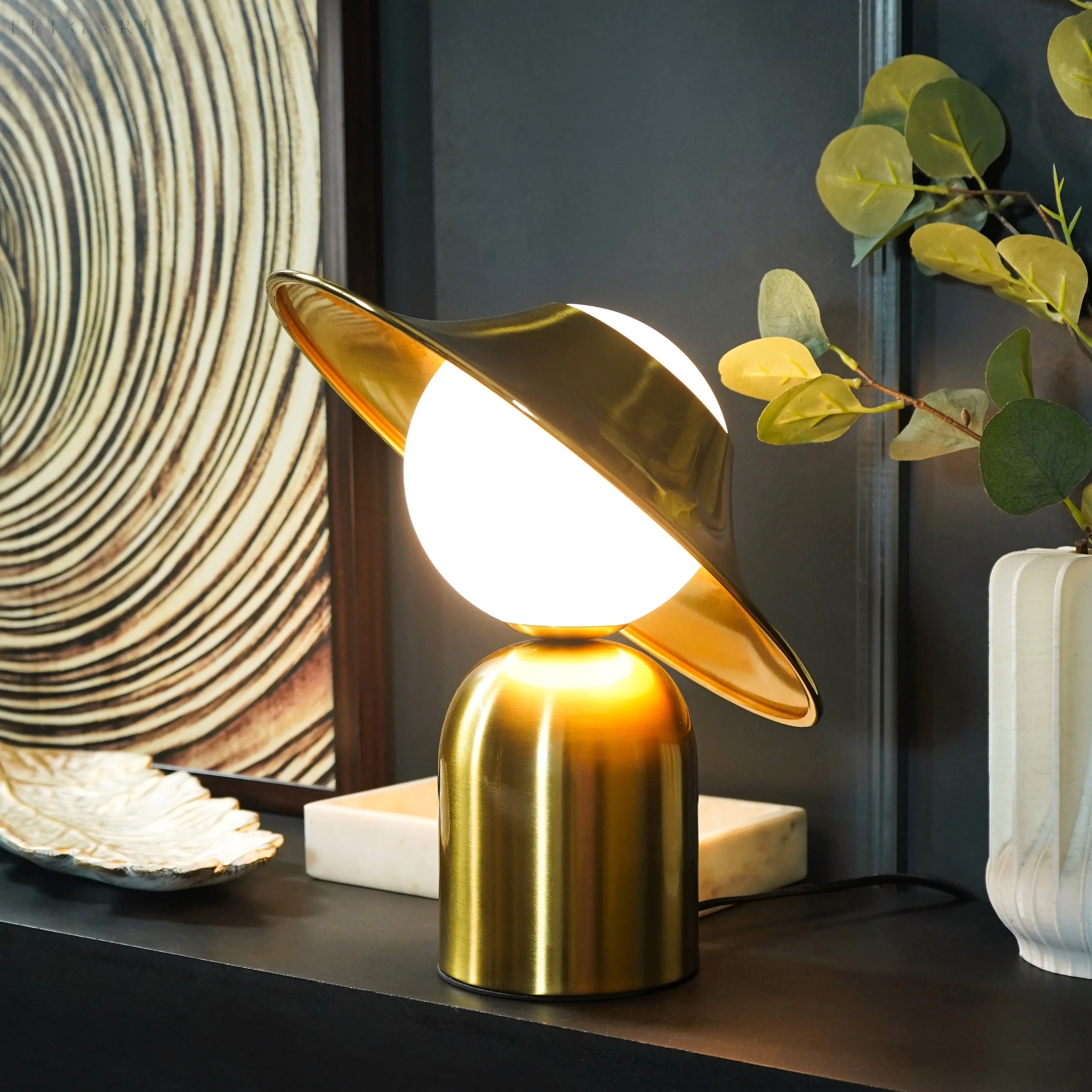 Elegant Gold Table Lamp With LED - Scandinavian Design For Atmospheric Interiors