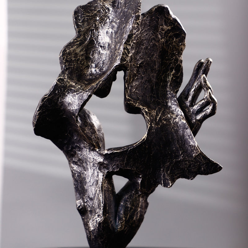 ArtEnsemble – Elegant Sculpture of Community