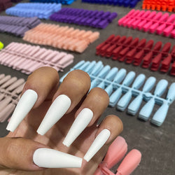 ChicNails - Matta Press On Naglar Set 24 Stycken