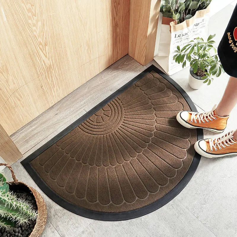 SoftNest - Luxurious Half-Round Bath Mat for Comfort