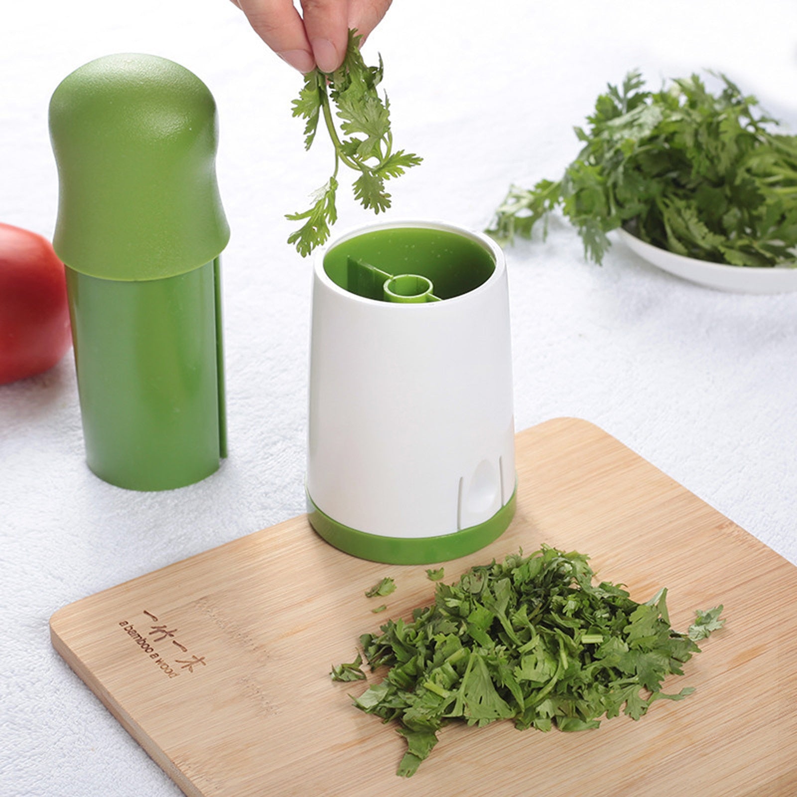 GrindMaster Spice Grinder – Perfect Herbs and Spices
