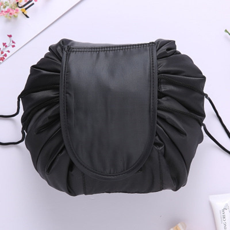 ShannaScrunch – Trendy Make-up Organizer for the Handbag
