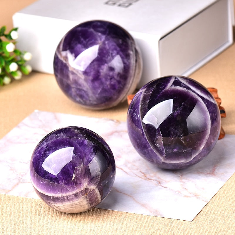 Amethyst Globe – Energy-filled Sphere Bomb for your Interior