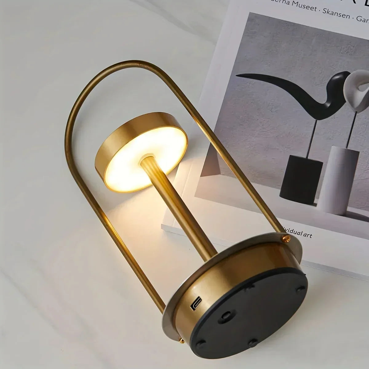 Trådlamp Rechargeable LumiLight Table Lamp - Elegant Portable Table Lamp for a Refined Atmosphere