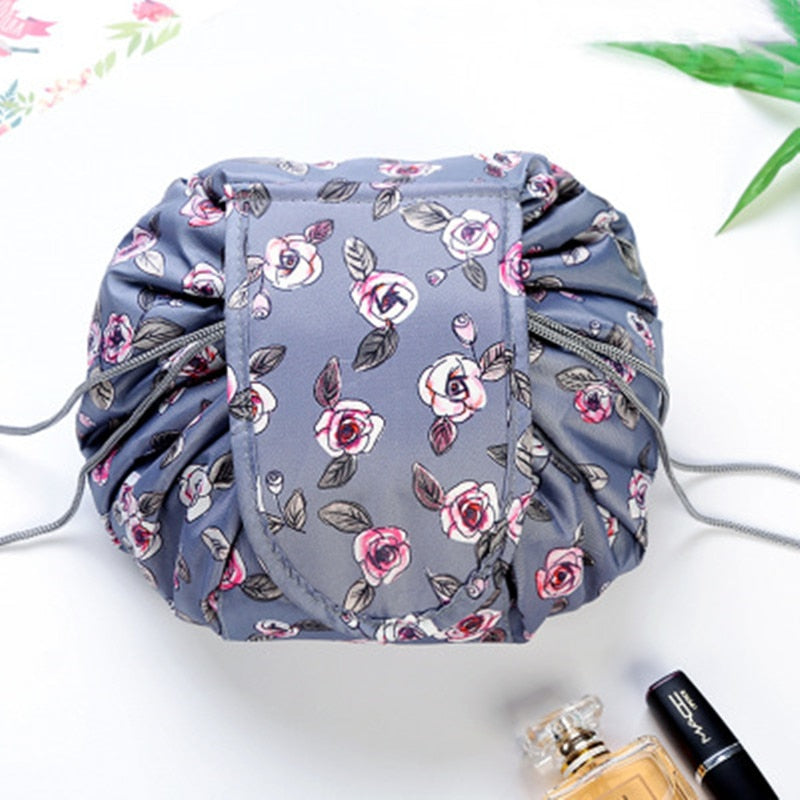 ShannaScrunch – Trendy Make-up Organizer for the Handbag