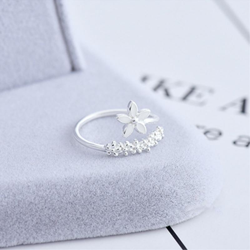Elegant Adjustable Silver Ring with Captivating Enamel Wildflowers - Amaril 