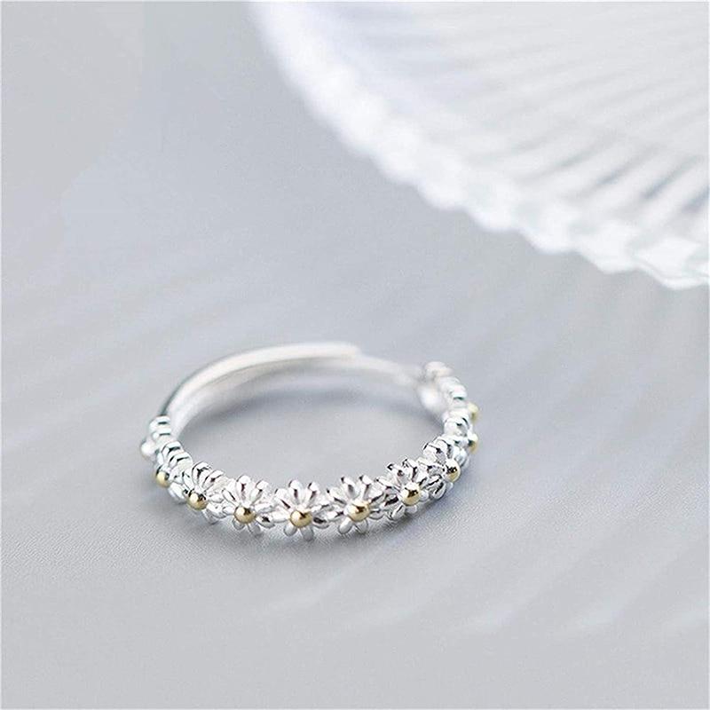 Elegant Adjustable Silver Ring with Daisies - Fiora 