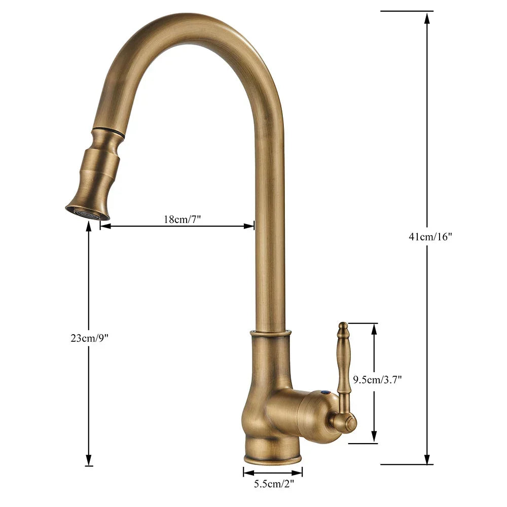 VintageTap – Retro Kitchen Faucet with Brass Finish