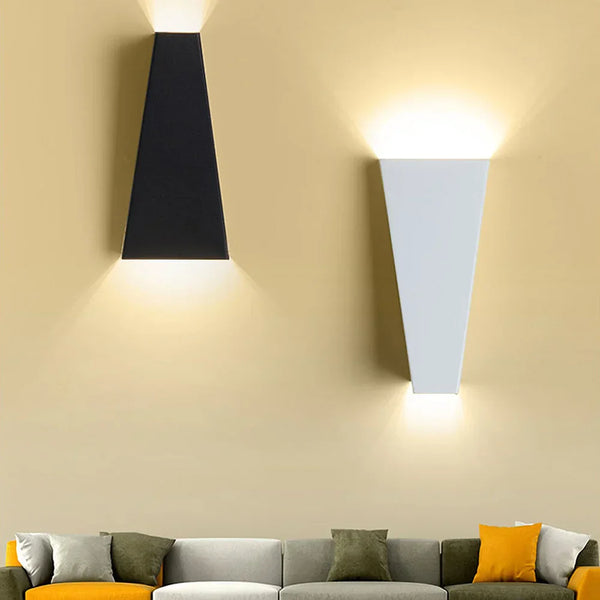 DualGlow - Stilren LED Väggbelysning för Sovrum och Hall
