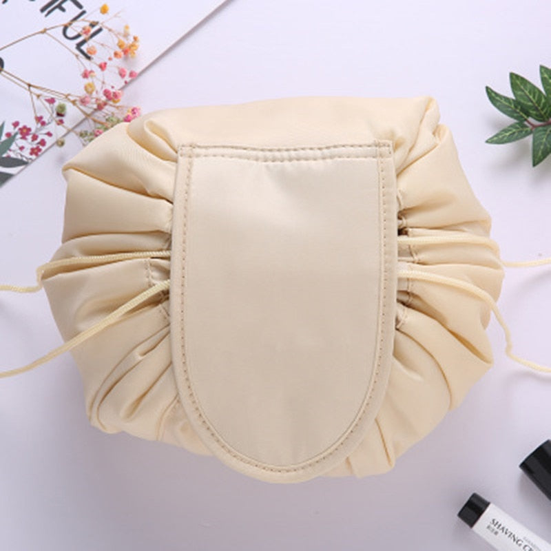 ShannaScrunch – Trendy Make-up Organizer for the Handbag