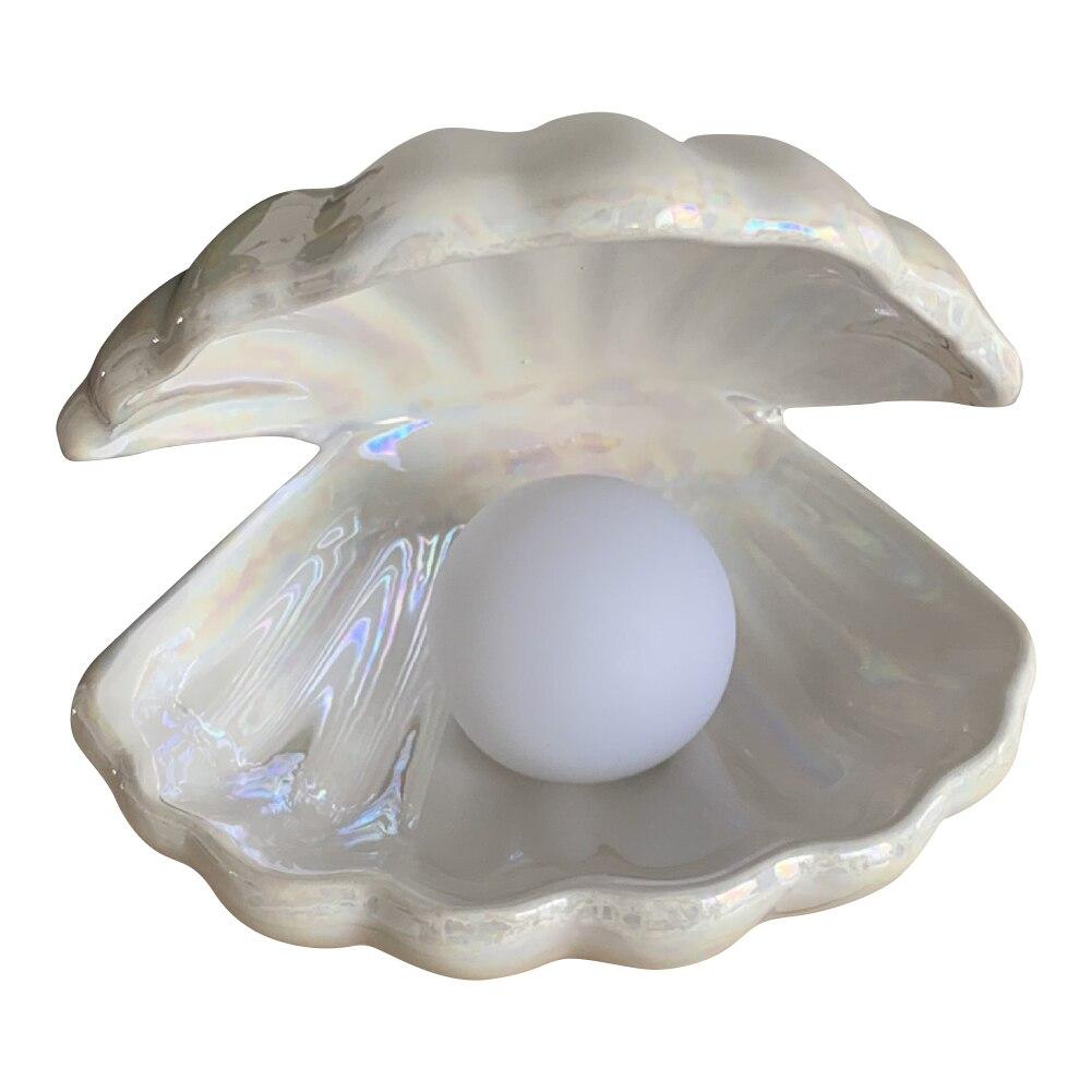 ShellGlow Lampa – Elegant Snäckbelysning med Pärla