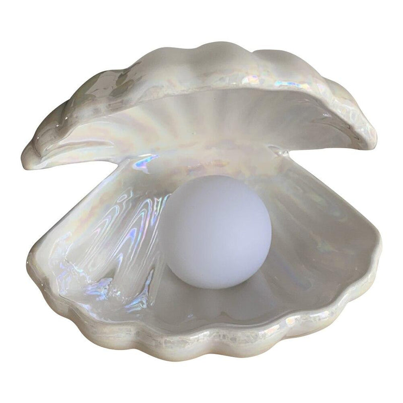 ShellGlow Lampa – Elegant Snäckbelysning med Pärla