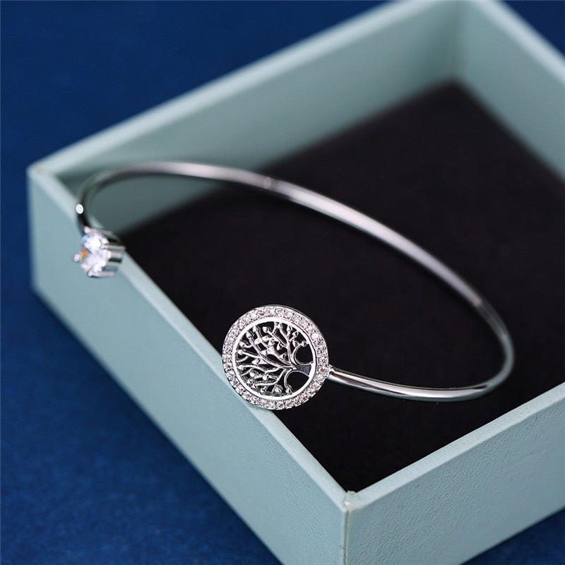 Stylish Adjustable Tree of Life Bracelet - Elowen 