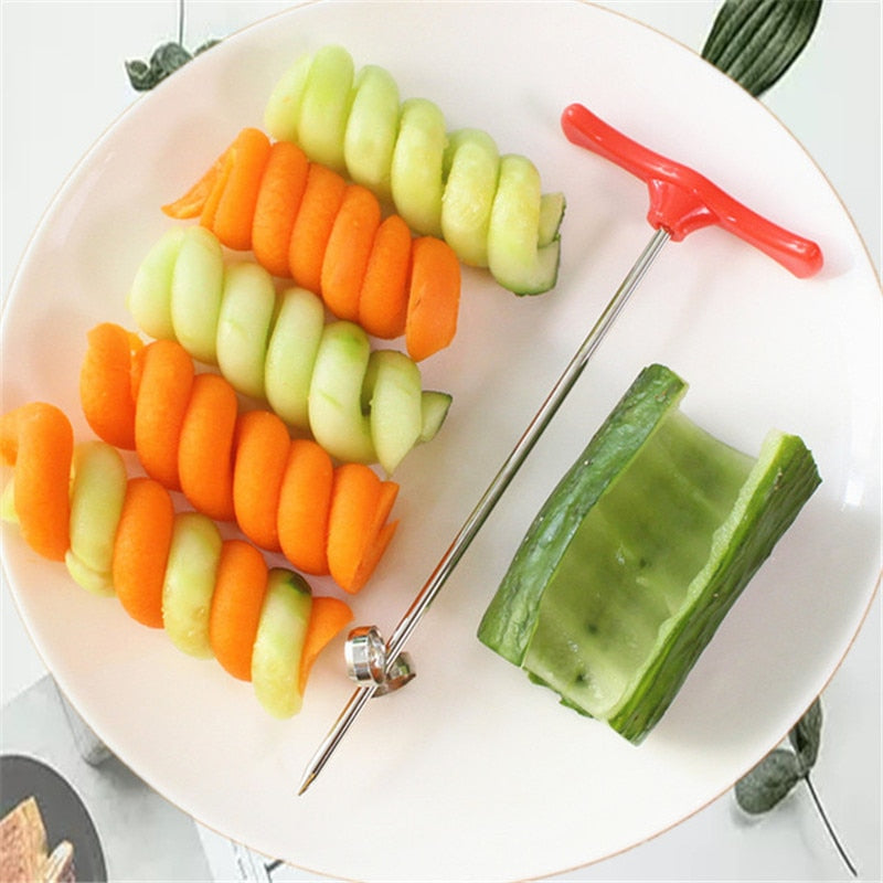SpiralMaster Cutter – Toy-Like Vegetable Slicer for Creative Cooking