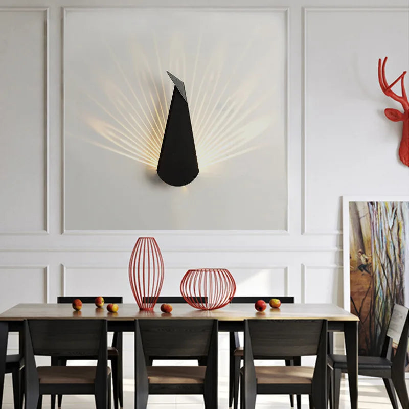 ElegantLuxe - Modern LED Vägglampa Påfågelfjäder