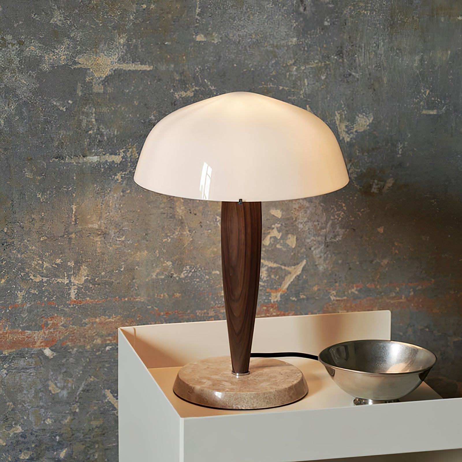 HeritageGlow Table - Tidös Table Lamp with Luxurious Materials
