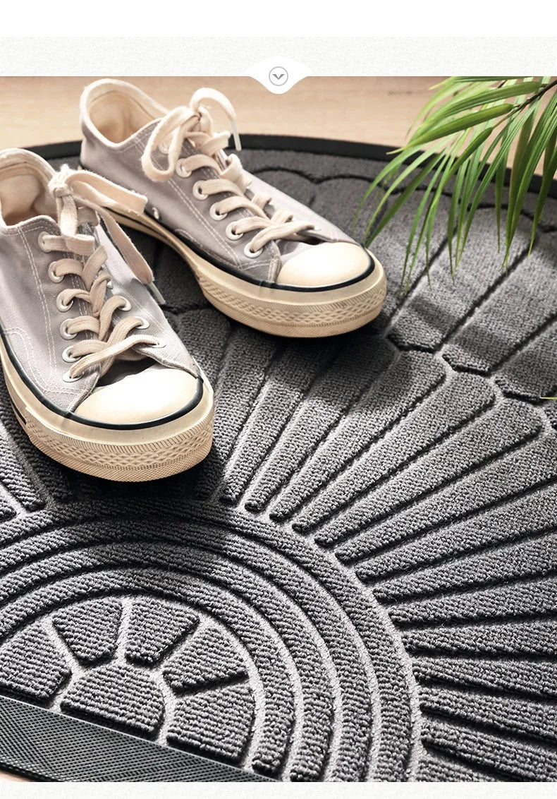 SoftNest - Luxurious Half-Round Bath Mat for Comfort