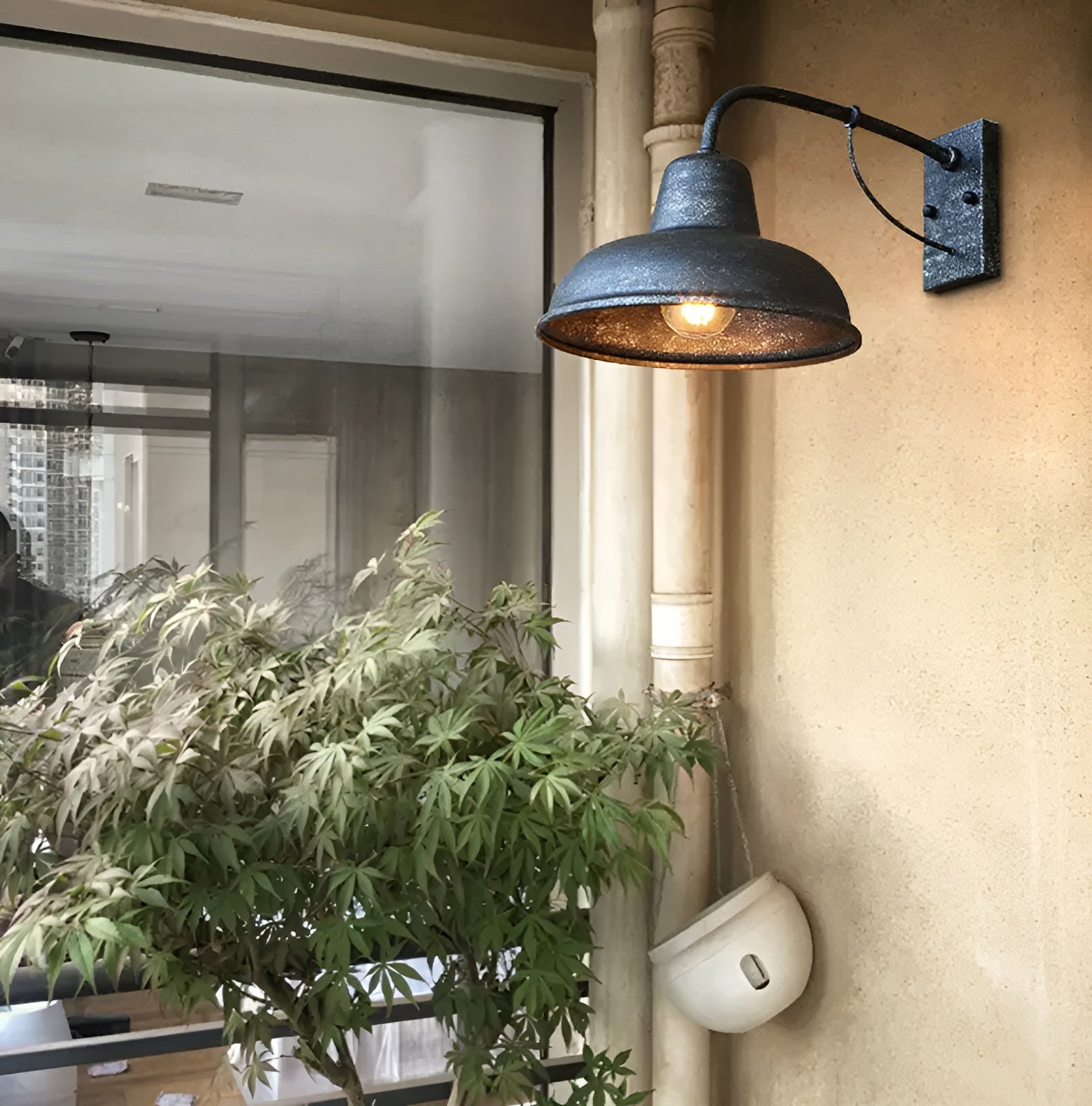 Vintage Farmhouse Lamp - Industrial Vintage Wall Lamp for Atmospheric Lighting