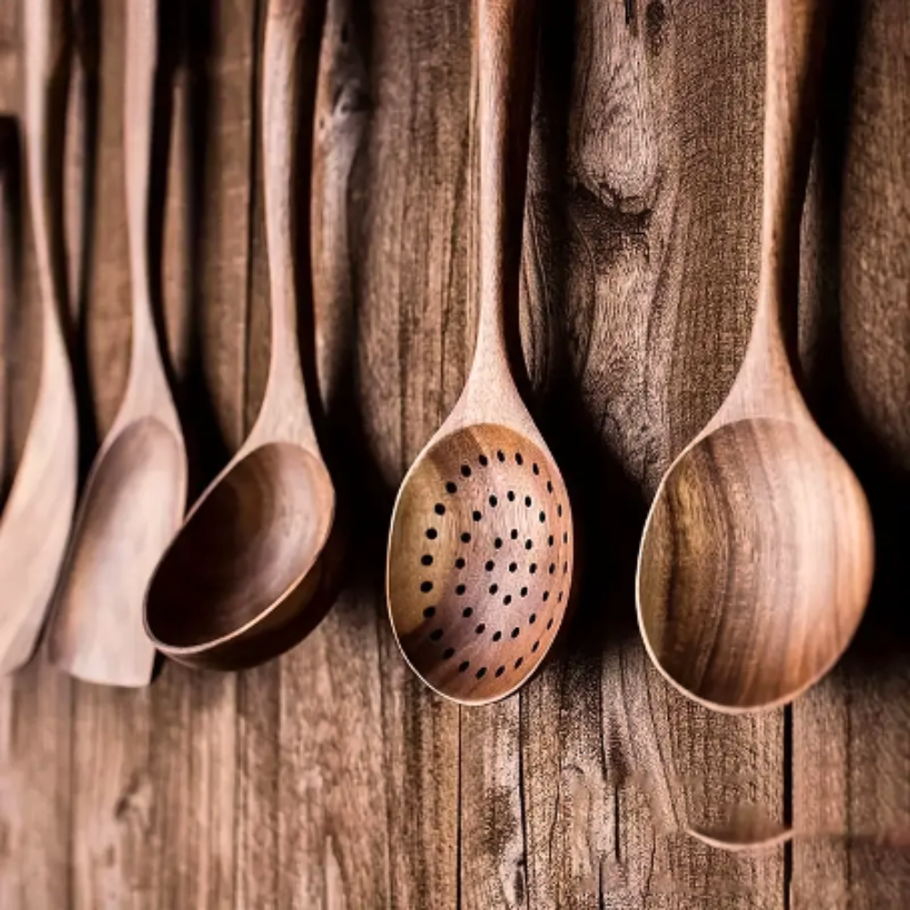 Luxe Wooden Kitchen Utensils Set - For Elegant Cooking Experience