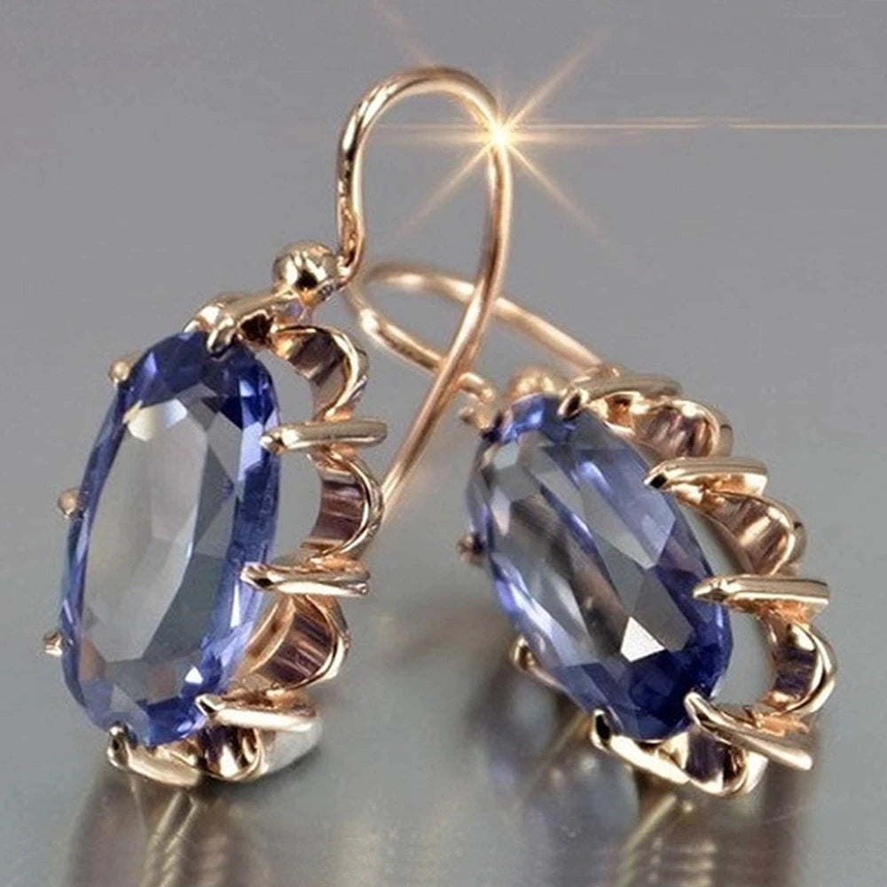 Zindaring Lina Earring with Oval Zirconia and Gold Plating