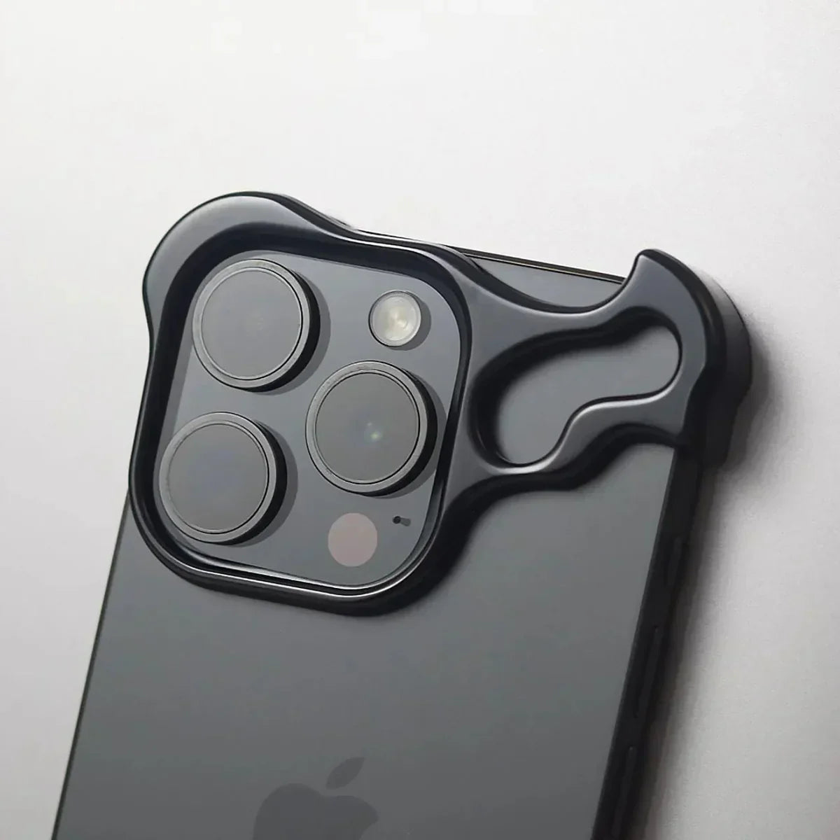 TitanShield Case - Stylish Protection for iPhone Edges