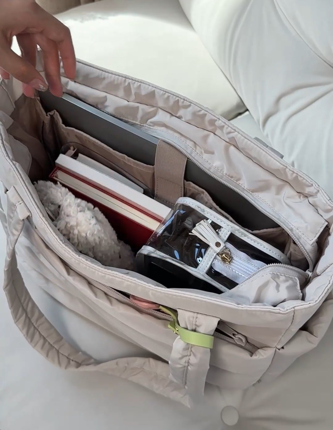 TrendFlex Backpack - Stylish Puffer Backpack for Every Day